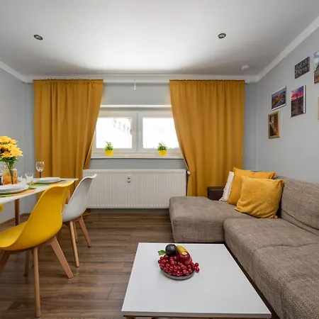 Апартаменты Market Square Corner Kuznicza By Renters Вроцлав